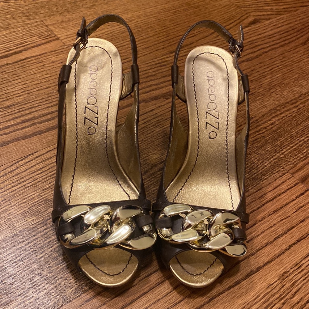 Apepazzo Italian women’s brown leather dress shoe in size 8.5M